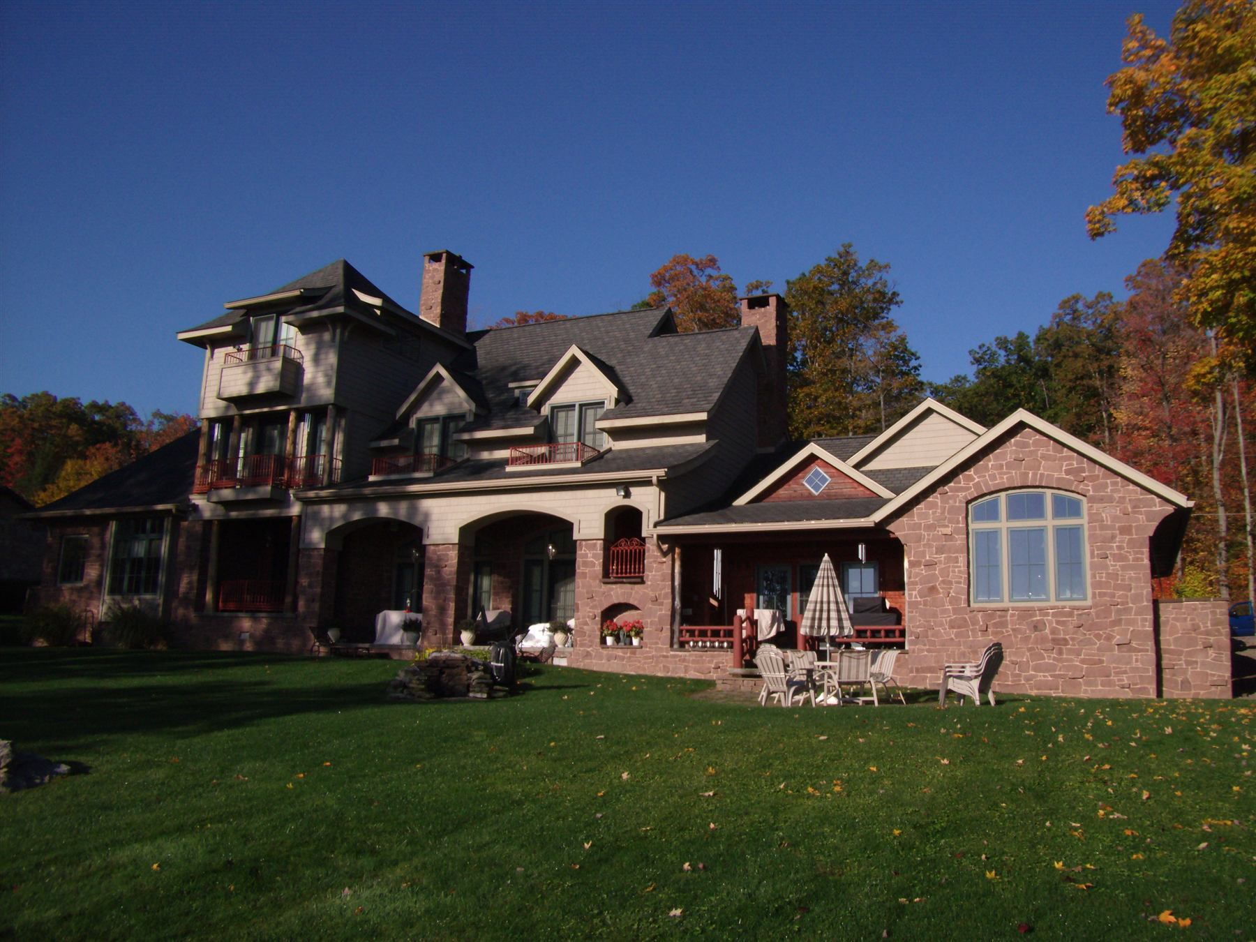 Custom home built by Daystar Builders